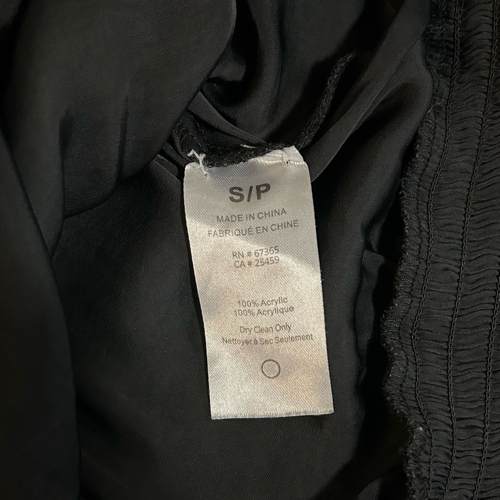 BB Dakota Wrap Style Blouse/Small - Picture 6 of 6